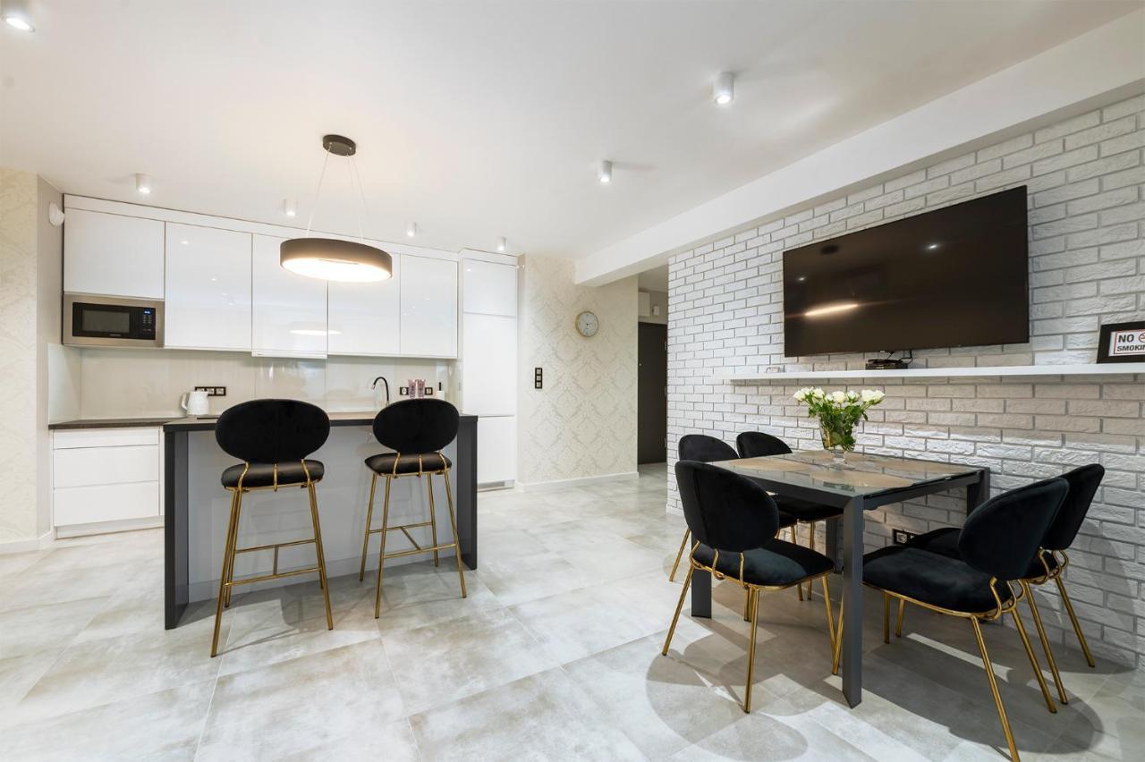 Apartment Manufaktura's Star ***** By Pinpoint *
